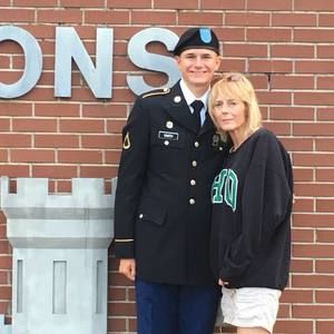 Meet your Posher, Dylan